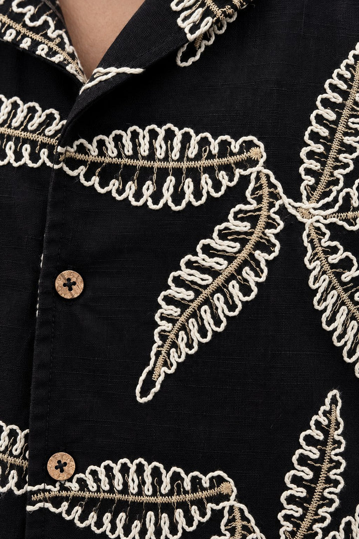 Black &amp; Ivory Leaf Embroidered Short Sleeve Shirt