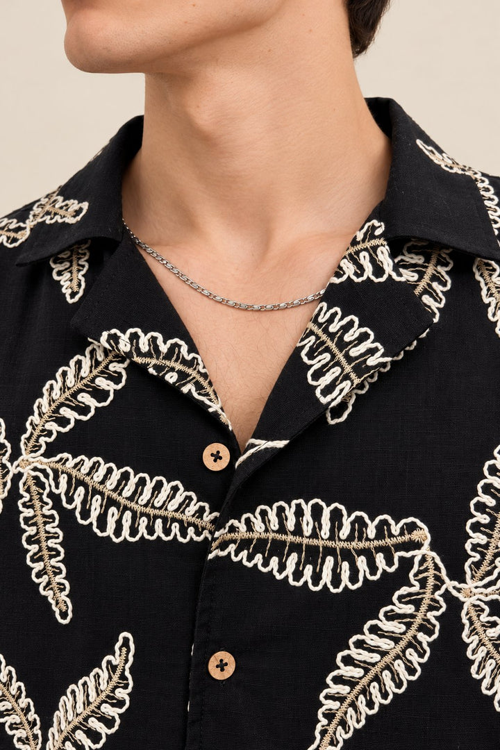 Black &amp; Ivory Leaf Embroidered Short Sleeve Shirt