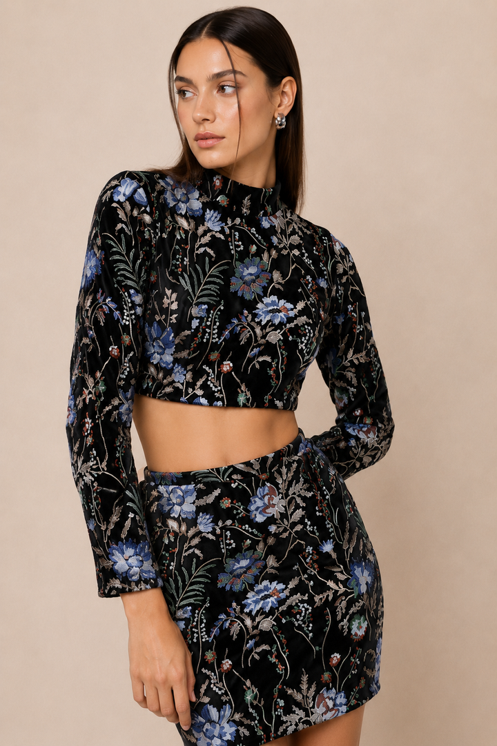 Floral Sequin Embroidered Velvet Cropped Jacket